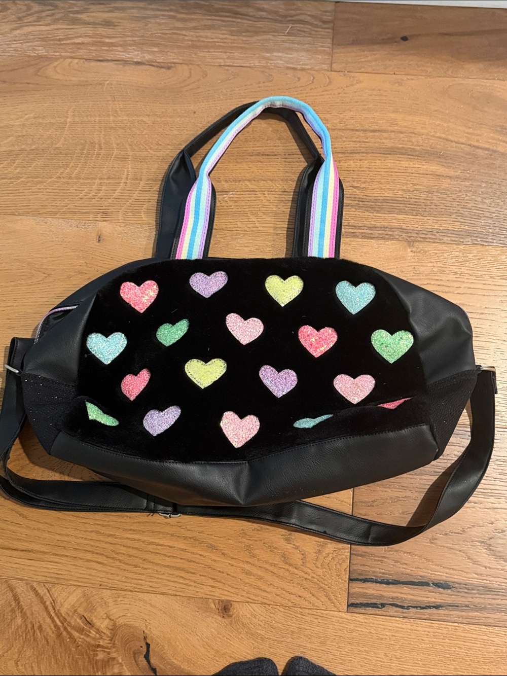 Black Heart-Print Tote Bag with Rainbow Strap